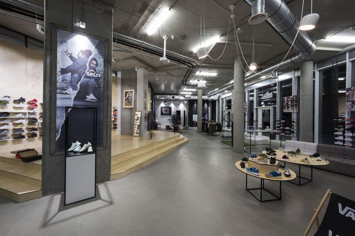 Footshop_prodejna.jpg